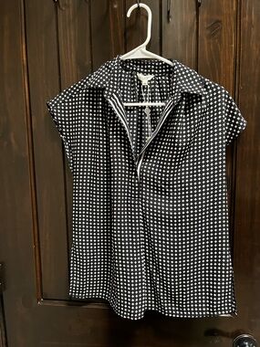 Max Studio Black & White Geometric Dot Print Blouse